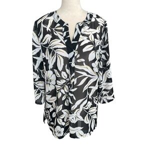Jones Wear Floral Semi Sheer Black White Top Women Size 12 Feminine Bold V-Neck